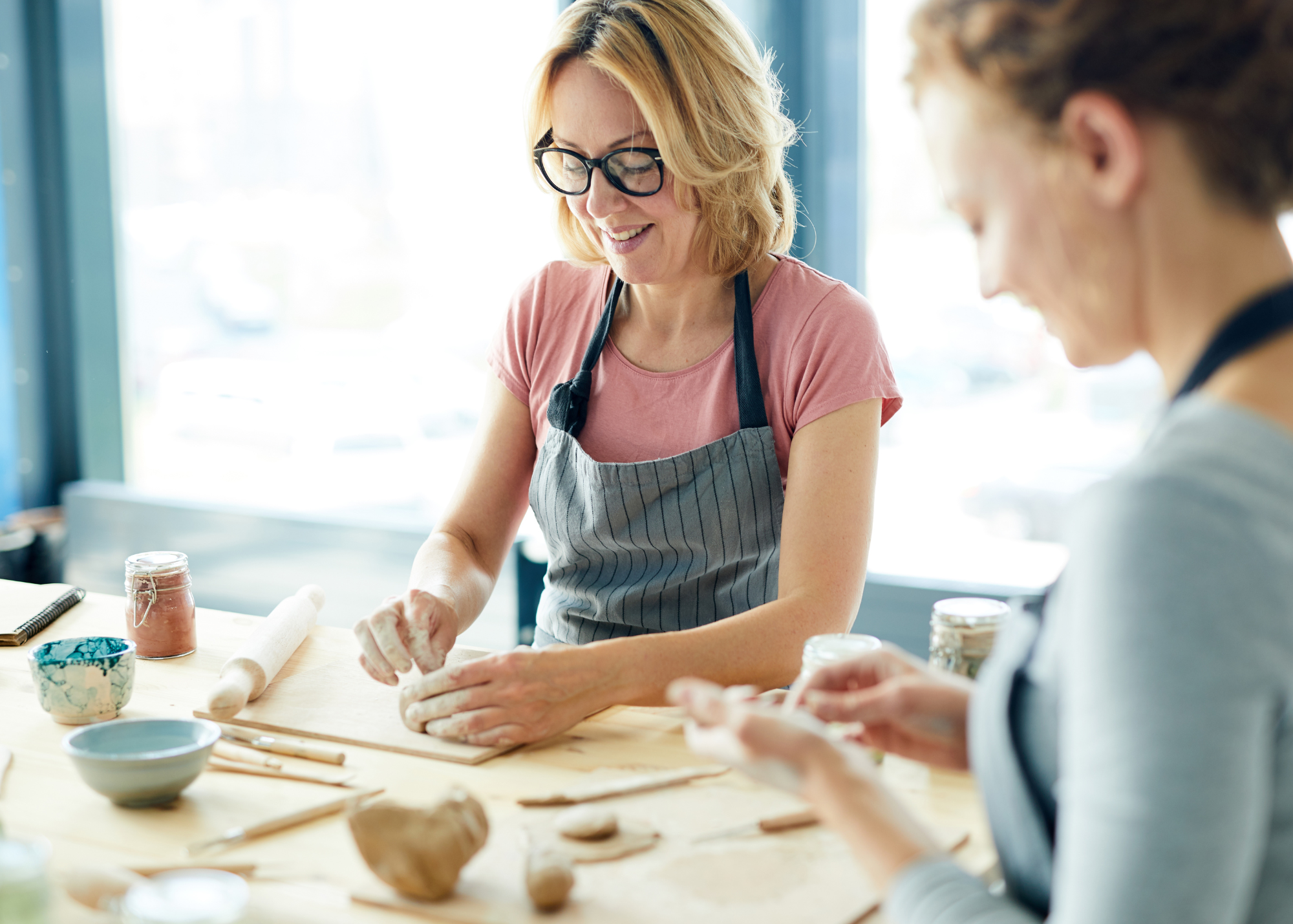 New Year, New Hobbies: How to Discover Your Next Passion and Turn It into a Side Hustle